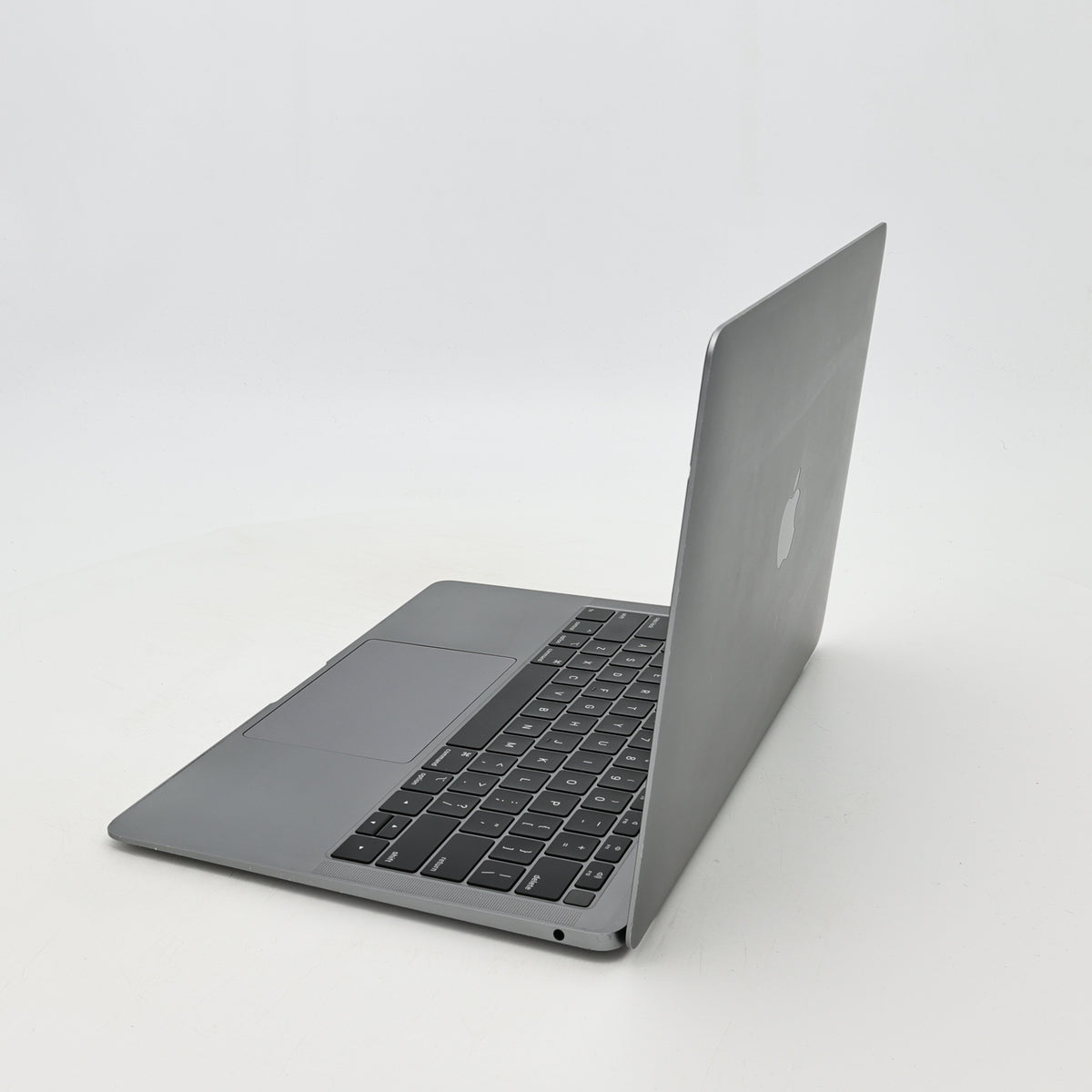 95新 Apple MacBook Air 20年 13寸 i3 1.1G 8G RAM 256G SSD 銀色