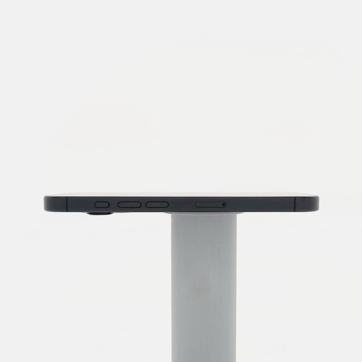 95新 Apple iPhone 16 Pro 128G 黑色鈦金屬 中國大陸版