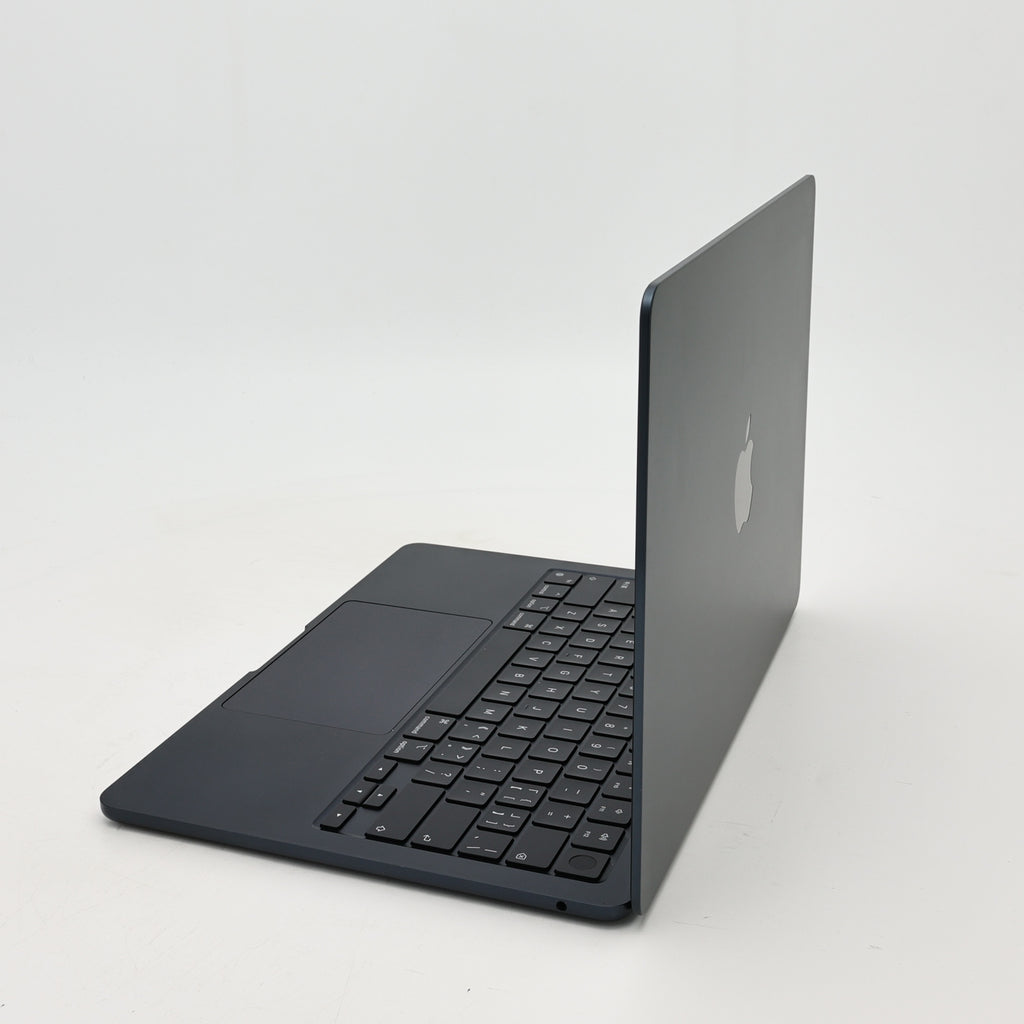 95新 Apple MacBook Air 22年 13寸 M2（8+8核） 8G RAM 256G SSD 午夜色
