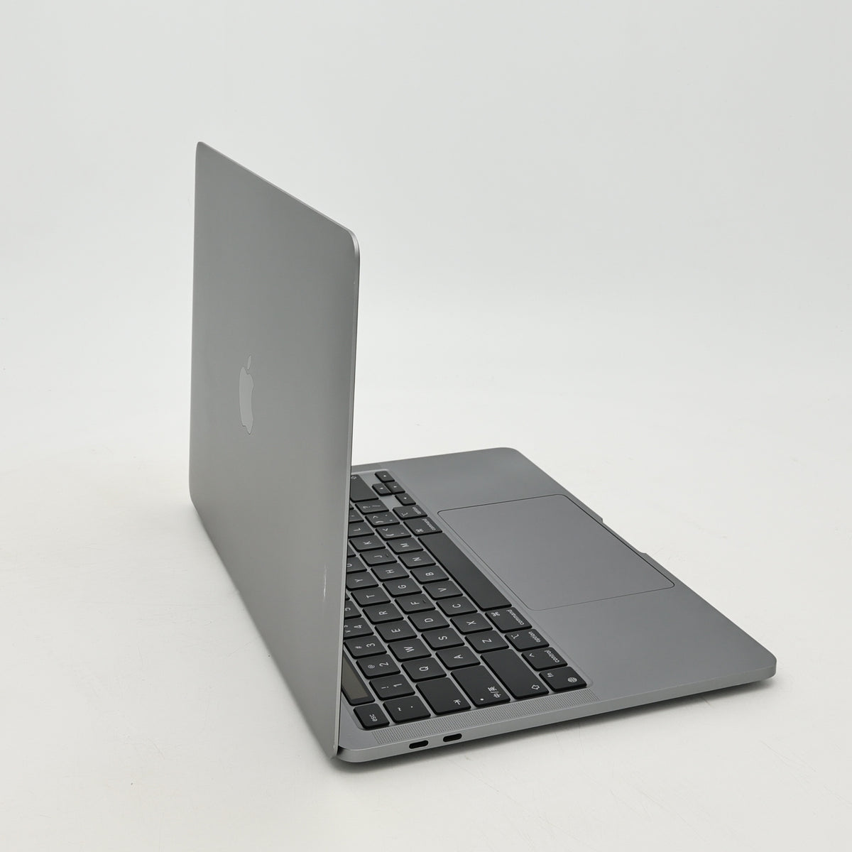 95新 Apple MacBook Pro 22年 13寸 M2（8+10核） 8G RAM 512G SSD 深空灰色