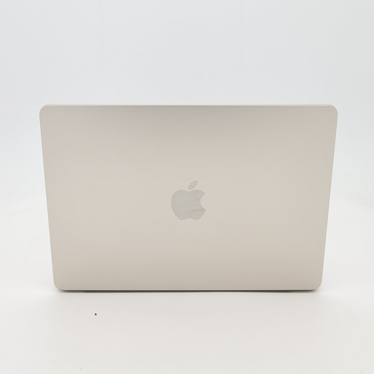 95新 Apple MacBook Air 22年 13寸 M2（8+8核） 16G RAM 256G SSD 星光色