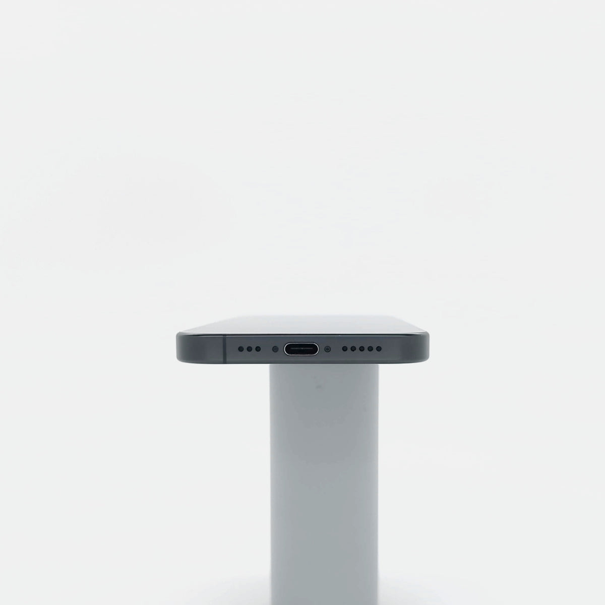 95新 Apple iPhone 16 Pro 256G 黑色鈦金屬 中國大陸版