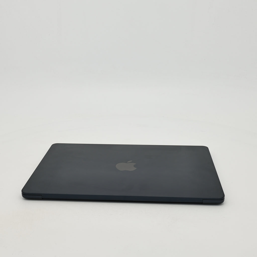 95新 Apple MacBook Air 22年 13寸 M2（8+8核） 8G RAM 256G SSD 午夜色