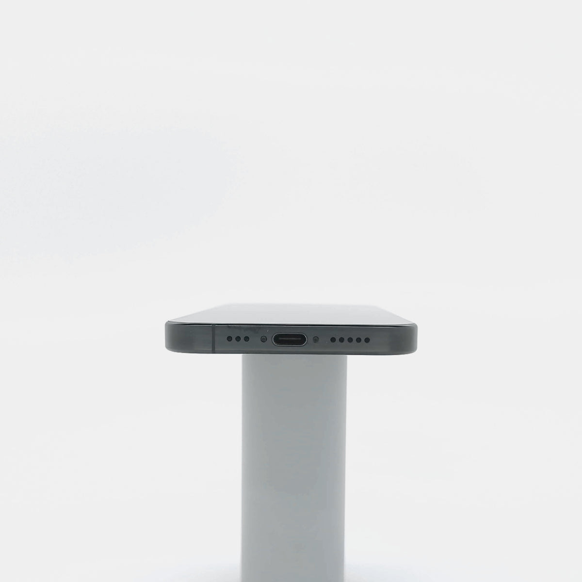 95新 Apple iPhone 16 Pro 128G 黑色鈦金屬 中國大陸版