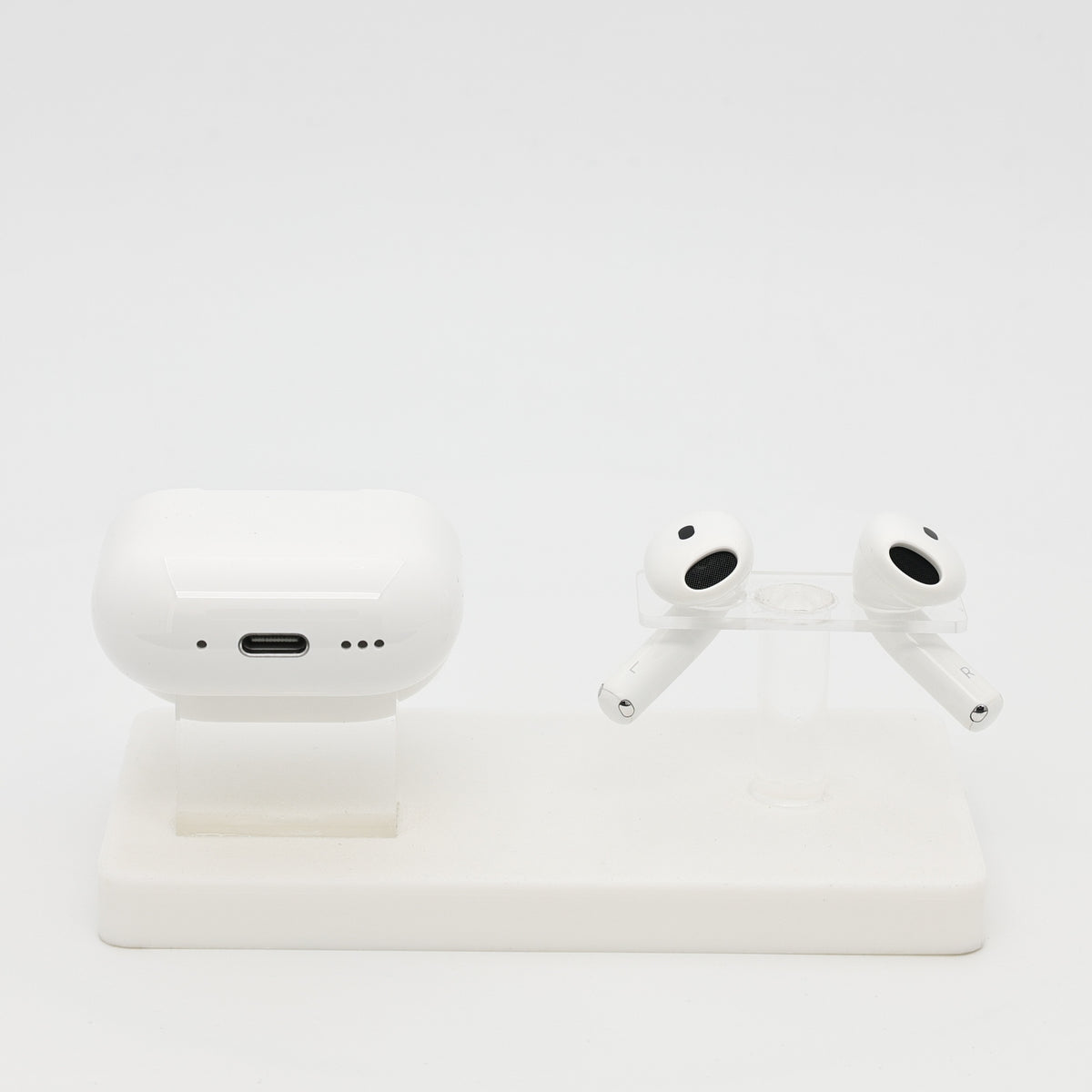99新 Apple AirPods 4 (支持主動降噪) 白色