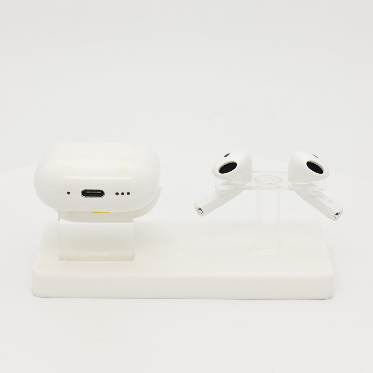 99新 Apple AirPods 4 (支持主動降噪) 白色