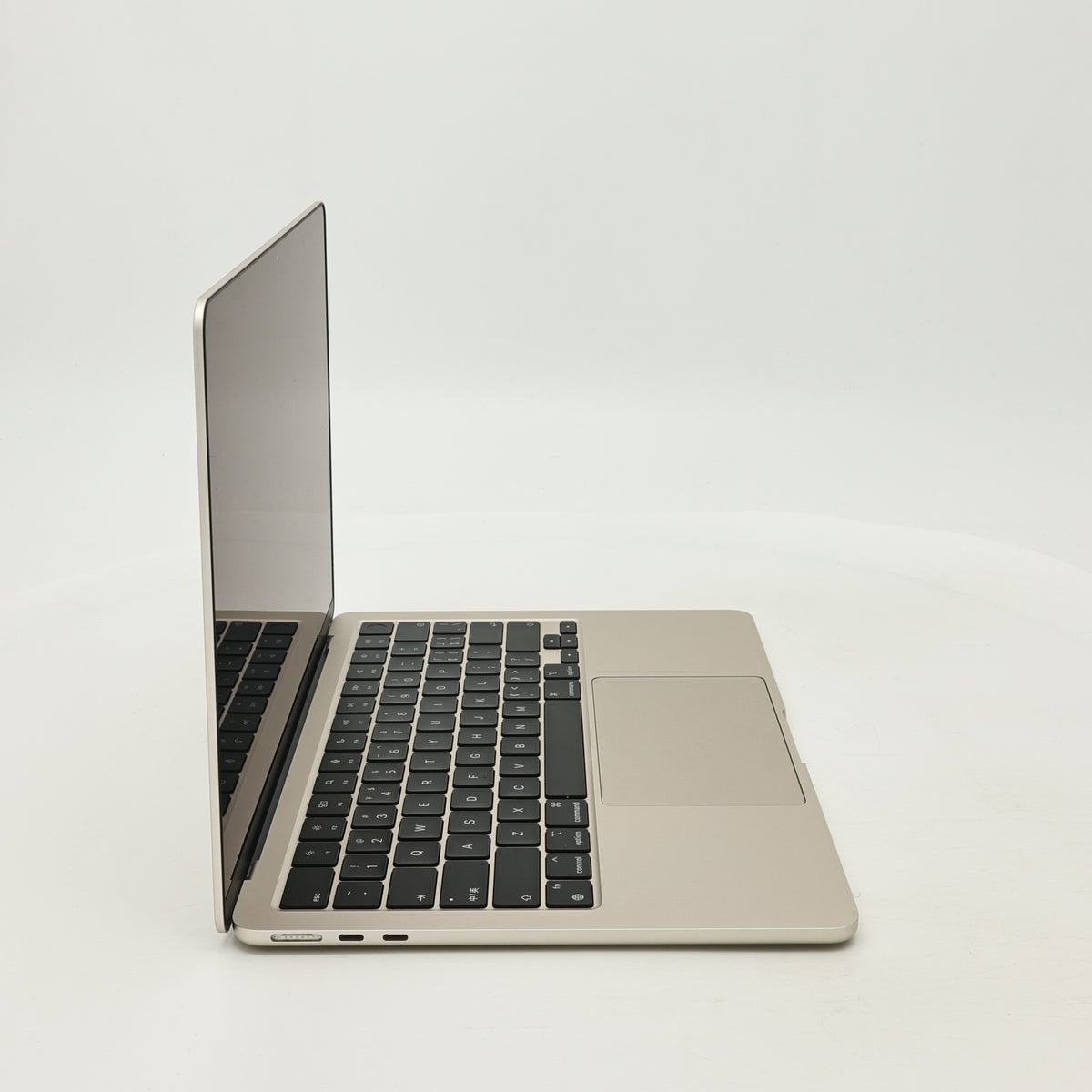 99新 Apple MacBook Air 22年 13寸 M2（8+8核） 8G RAM 256G SSD 星光色