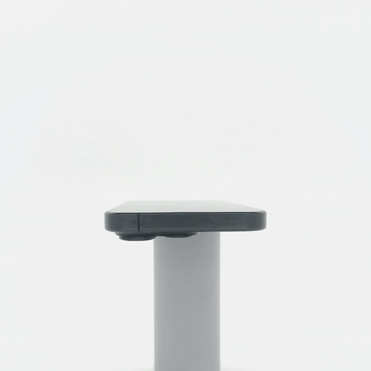 95新 Apple iPhone 16 Pro 128G 黑色鈦金屬 中國大陸版