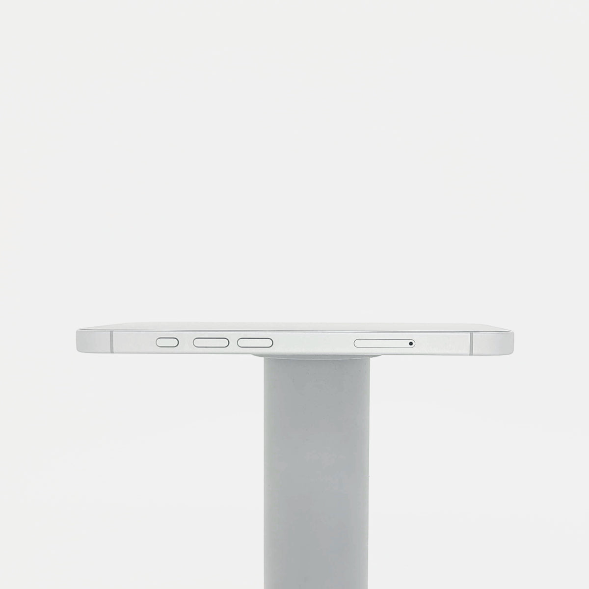 95新 Apple iPhone 16 128G 白色 中國大陸版