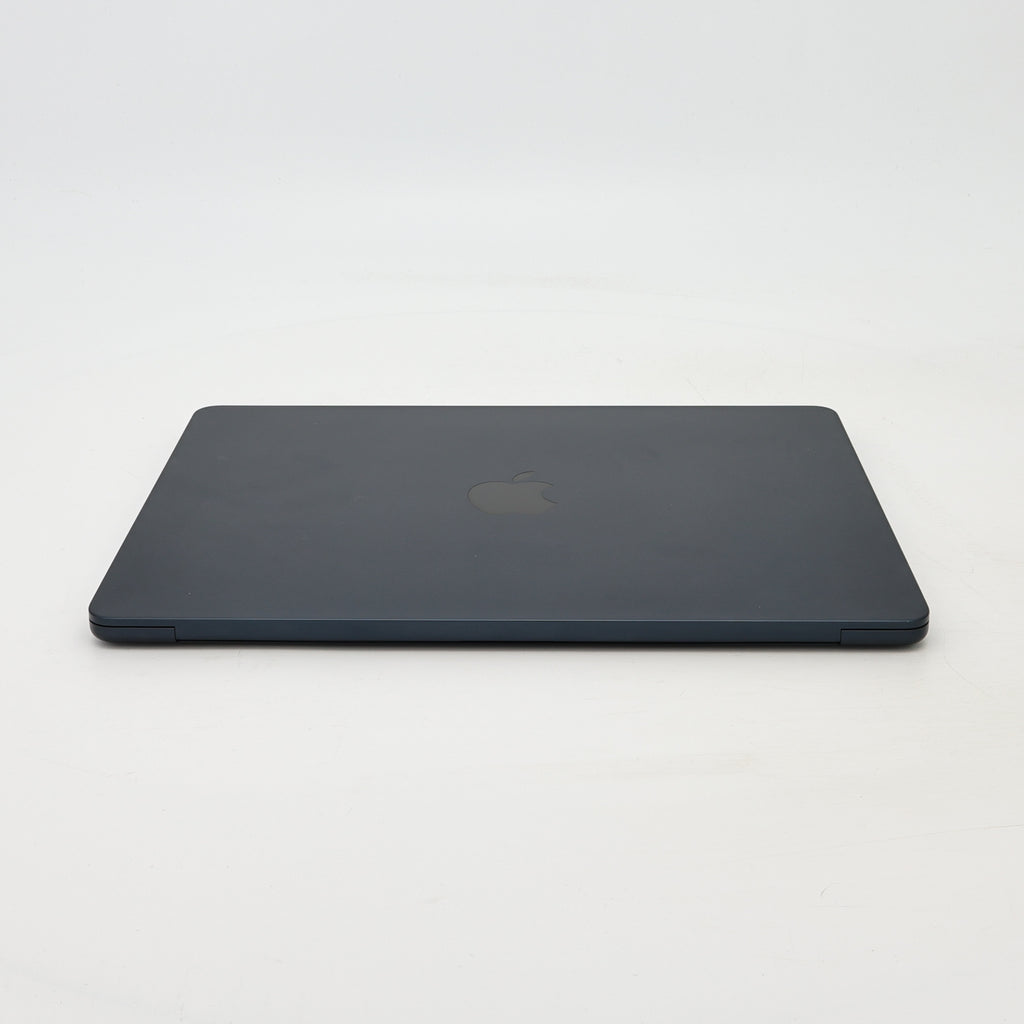 95新 Apple MacBook Air 22年 13寸 M2（8+8核） 8G RAM 256G SSD 午夜色