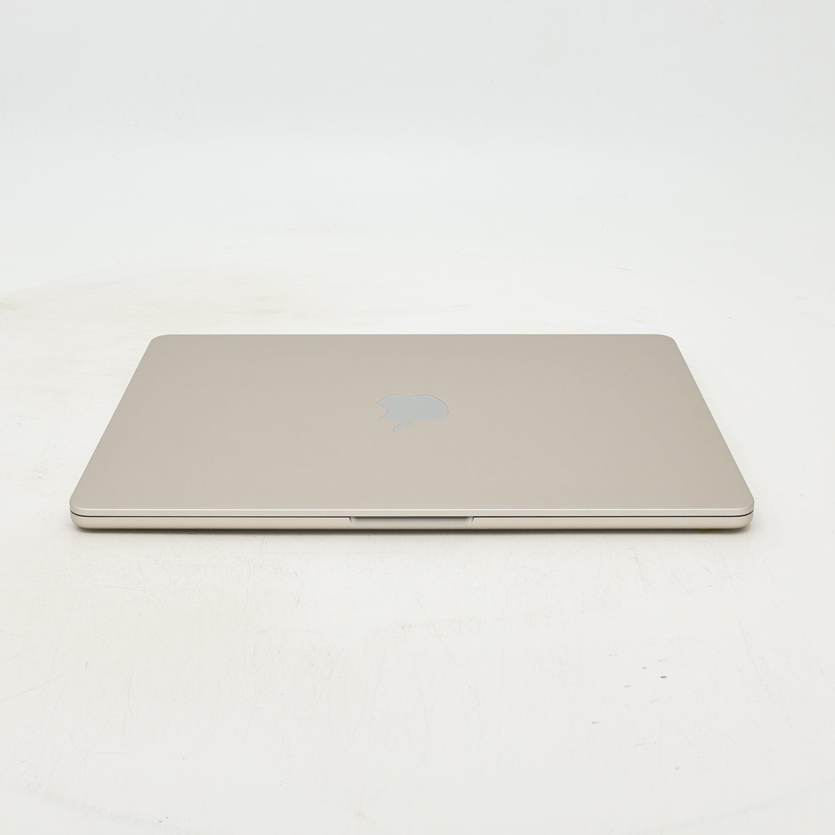99新 Apple MacBook Air 22年 13寸 M2（8+8核） 8G RAM 256G SSD 星光色
