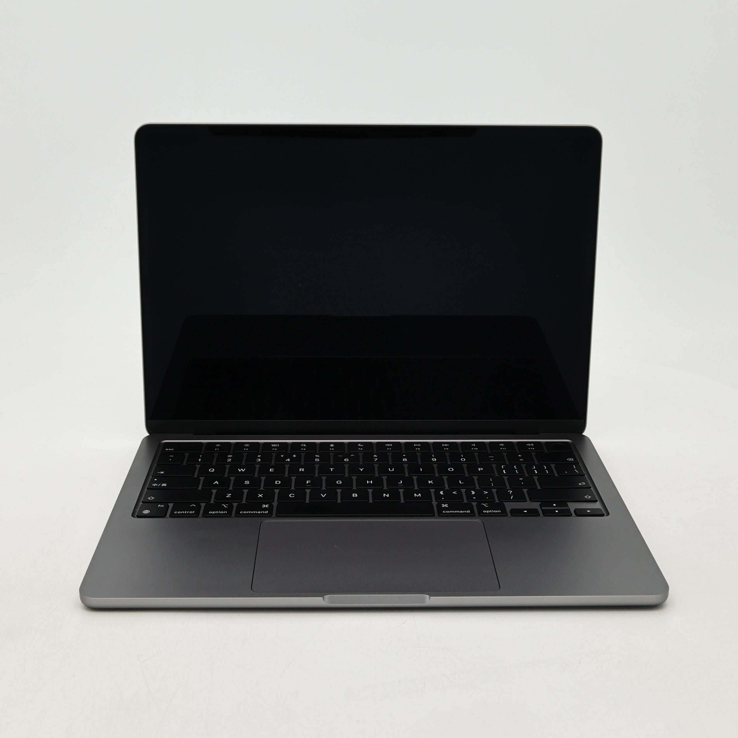 95新 Apple MacBook Air 22年 13寸 M2（8+8核） 8G RAM 256G SSD 深空灰色