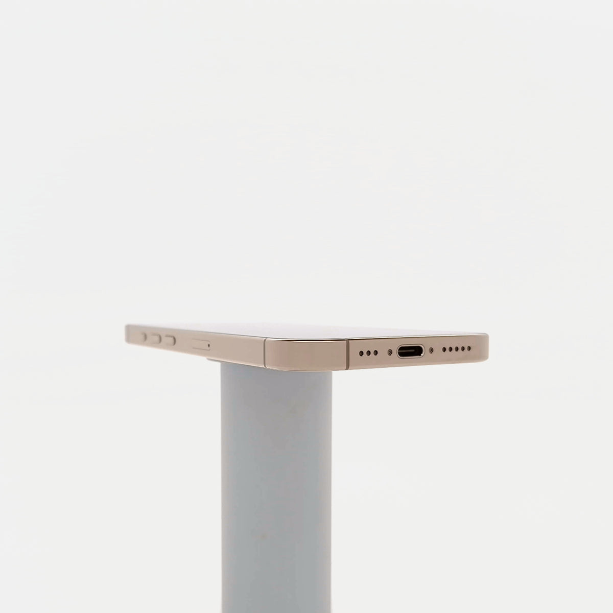 95新 Apple iPhone 16 Pro 128G 沙漠色鈦金屬 中國大陸版