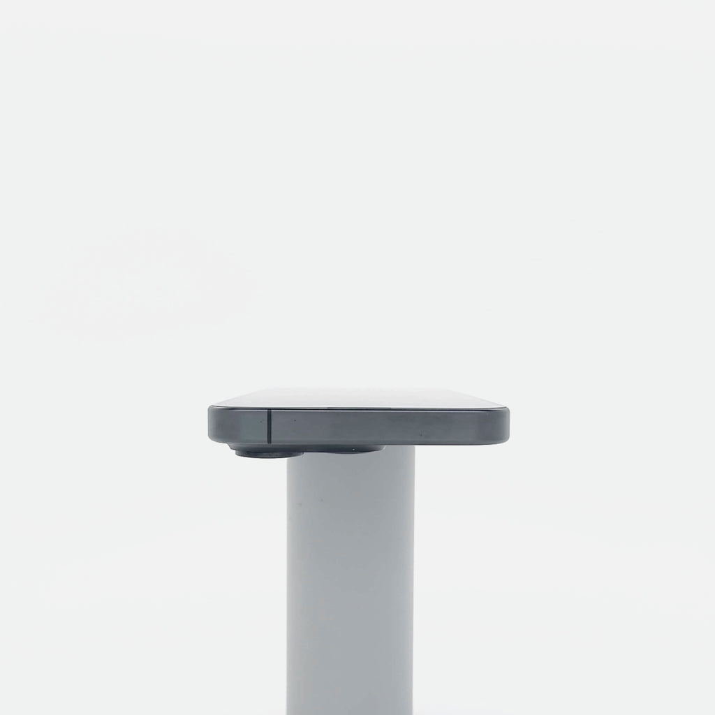 95新 Apple iPhone 15 Pro 128G 黑色鈦金屬 中國大陸版