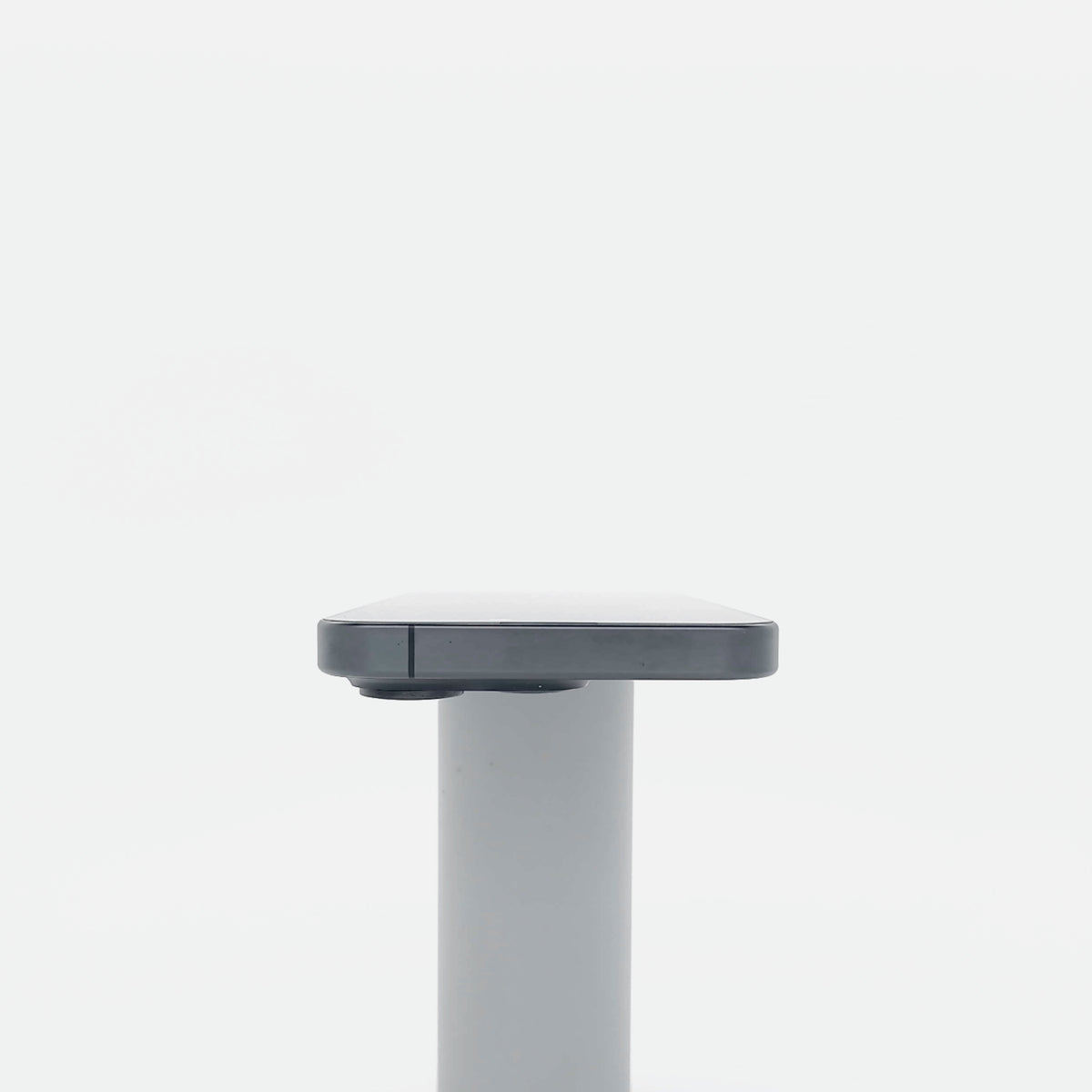 95新 Apple iPhone 15 Pro 128G 黑色鈦金屬 中國大陸版