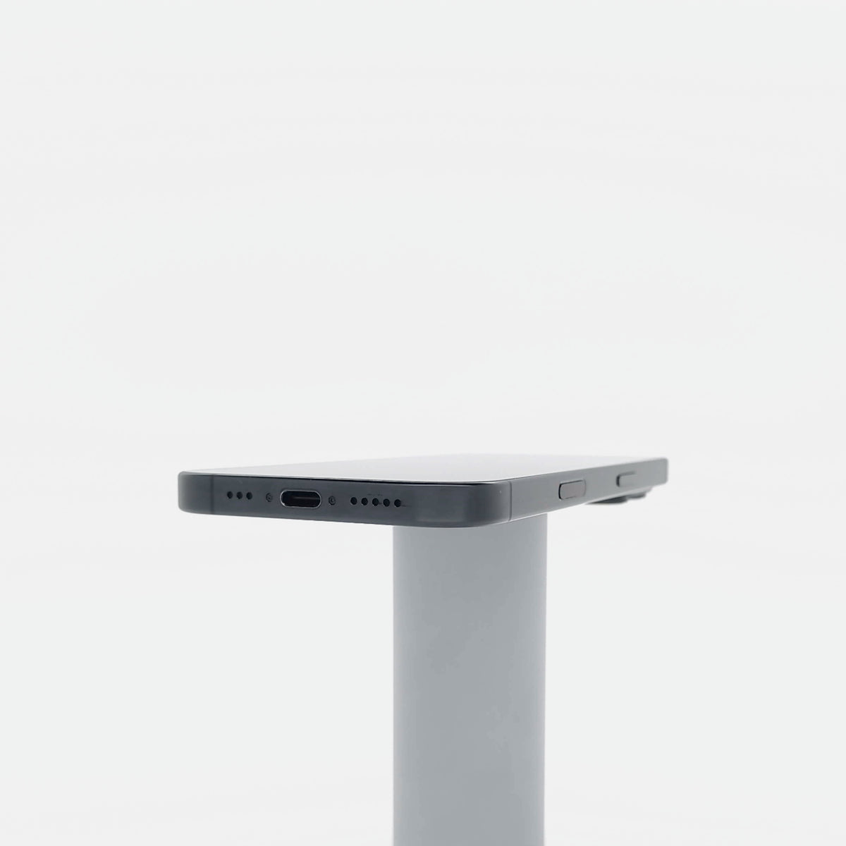 95新 Apple iPhone 16 Pro 256G 黑色鈦金屬 中國大陸版