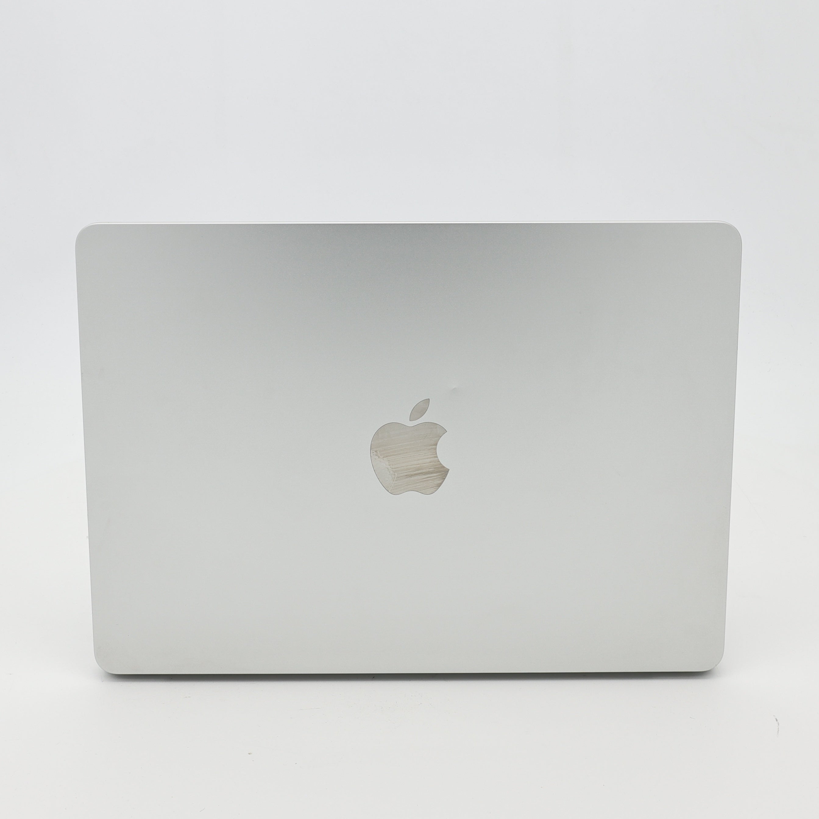 95新 Apple MacBook Air 22年 13寸 M2（8+10核） 8G RAM 512G SSD 銀色