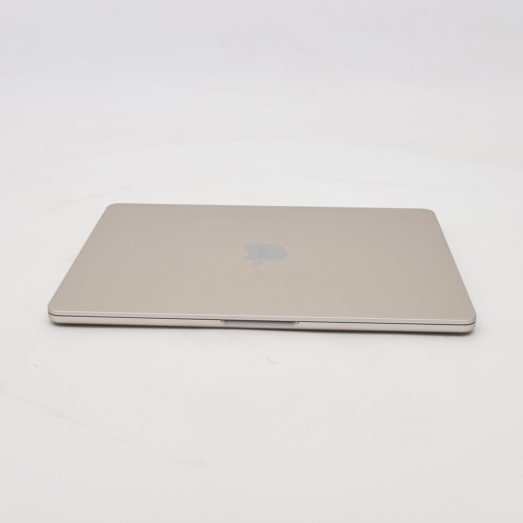 99新 Apple MacBook Air 22年 13寸 M2（8+8核） 16G RAM 256G SSD 星光色