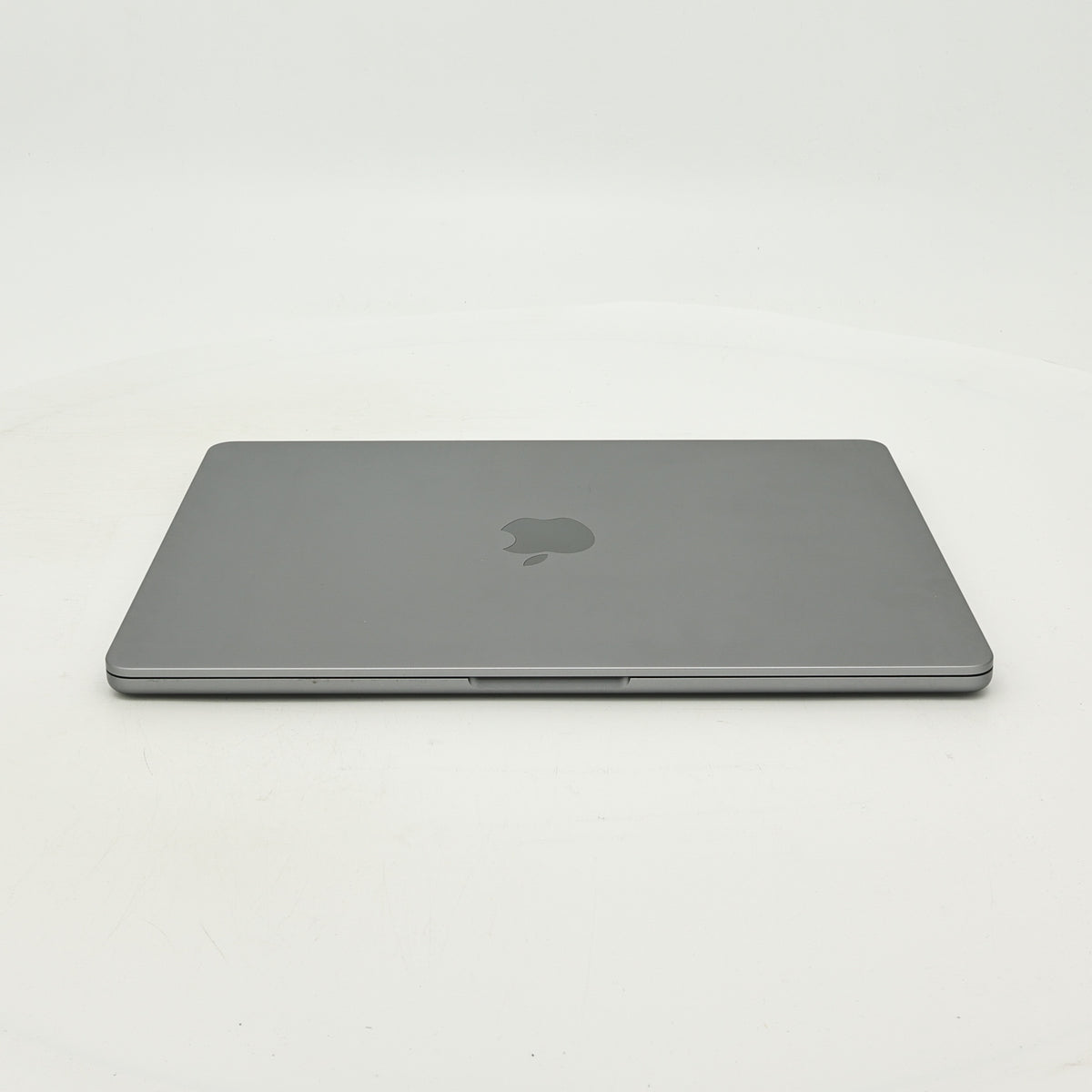 99新 Apple MacBook Air 22年 13寸 M2（8+10核） 8G RAM 512G SSD 深空灰色