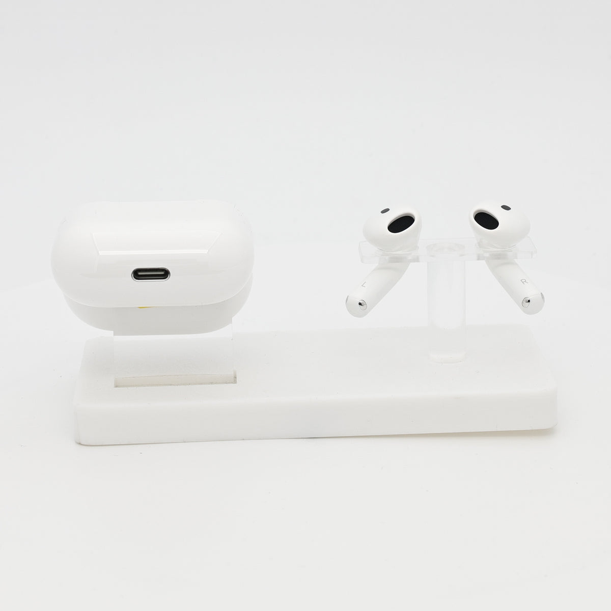 99新 Apple AirPods 5 白色