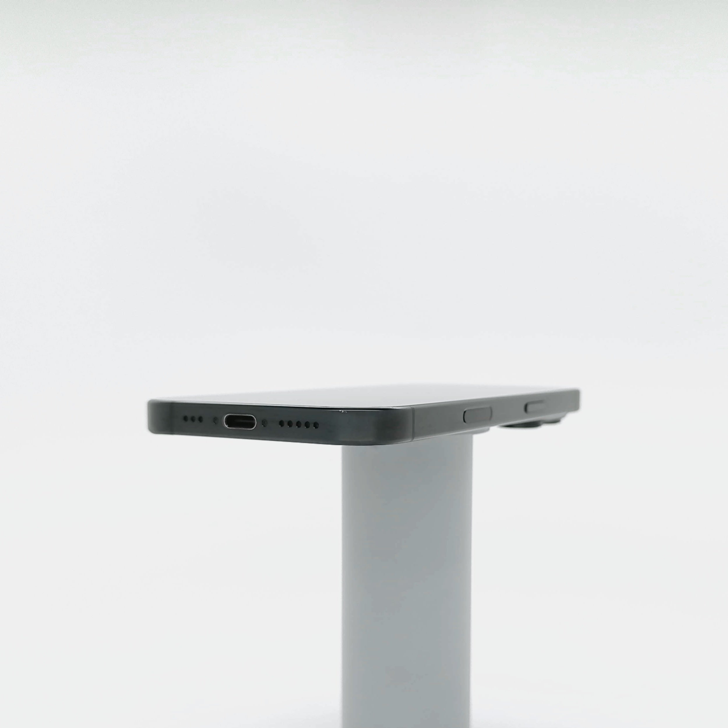 95新 Apple iPhone 16 Pro 128G 黑色鈦金屬 中國大陸版