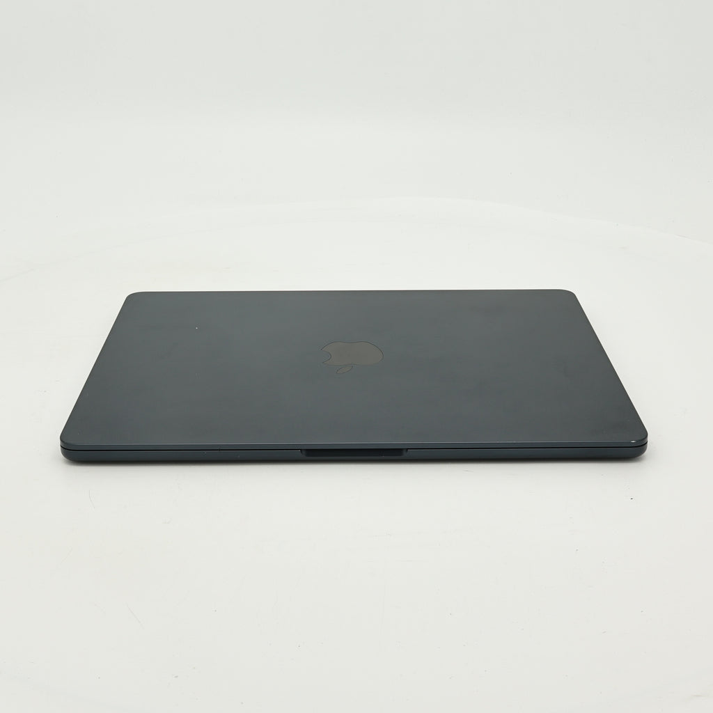 95新 Apple MacBook Air 22年 13寸 M2（8+8核） 8G RAM 256G SSD 午夜色