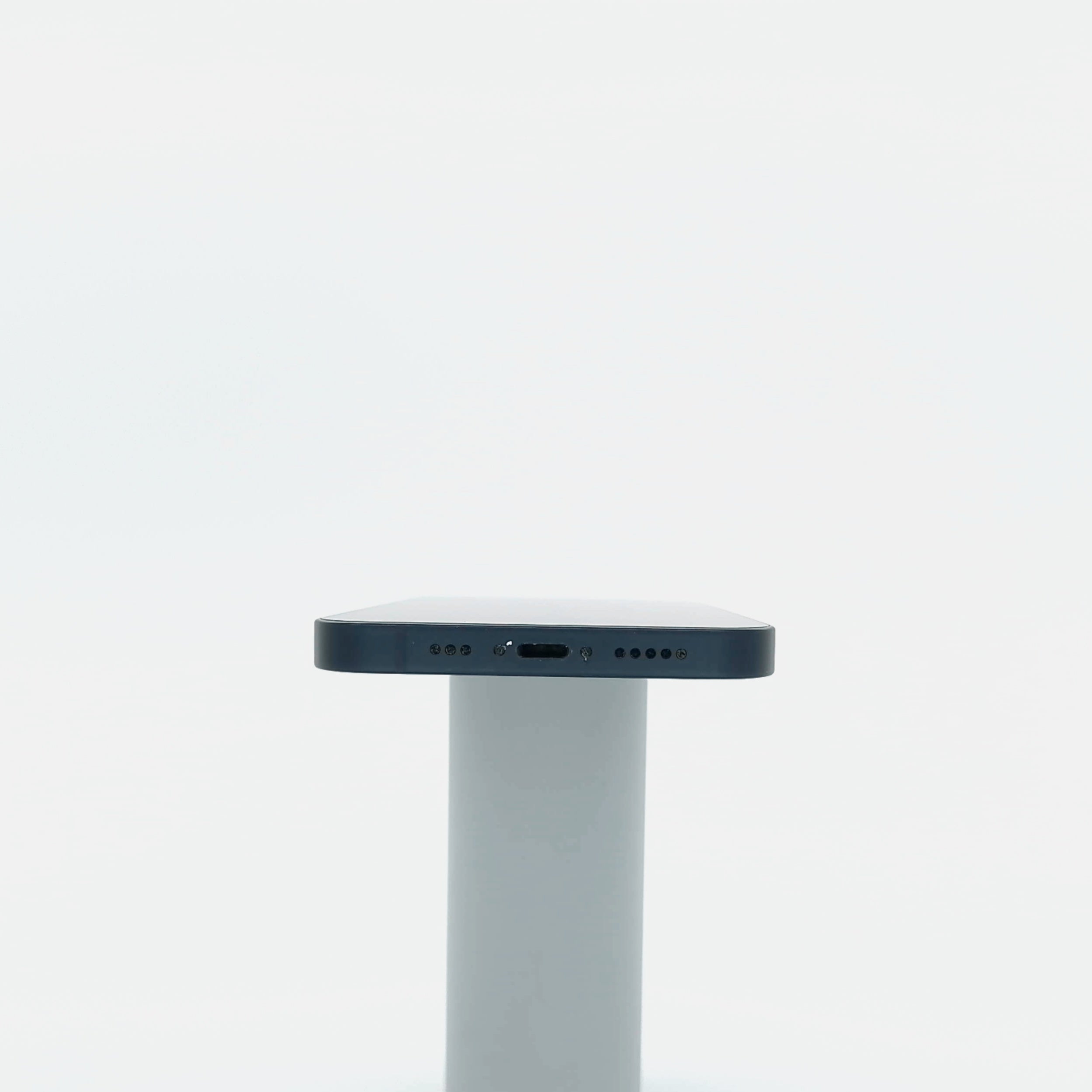 95新 Apple iPhone 13 256G 午夜色 中國大陸版