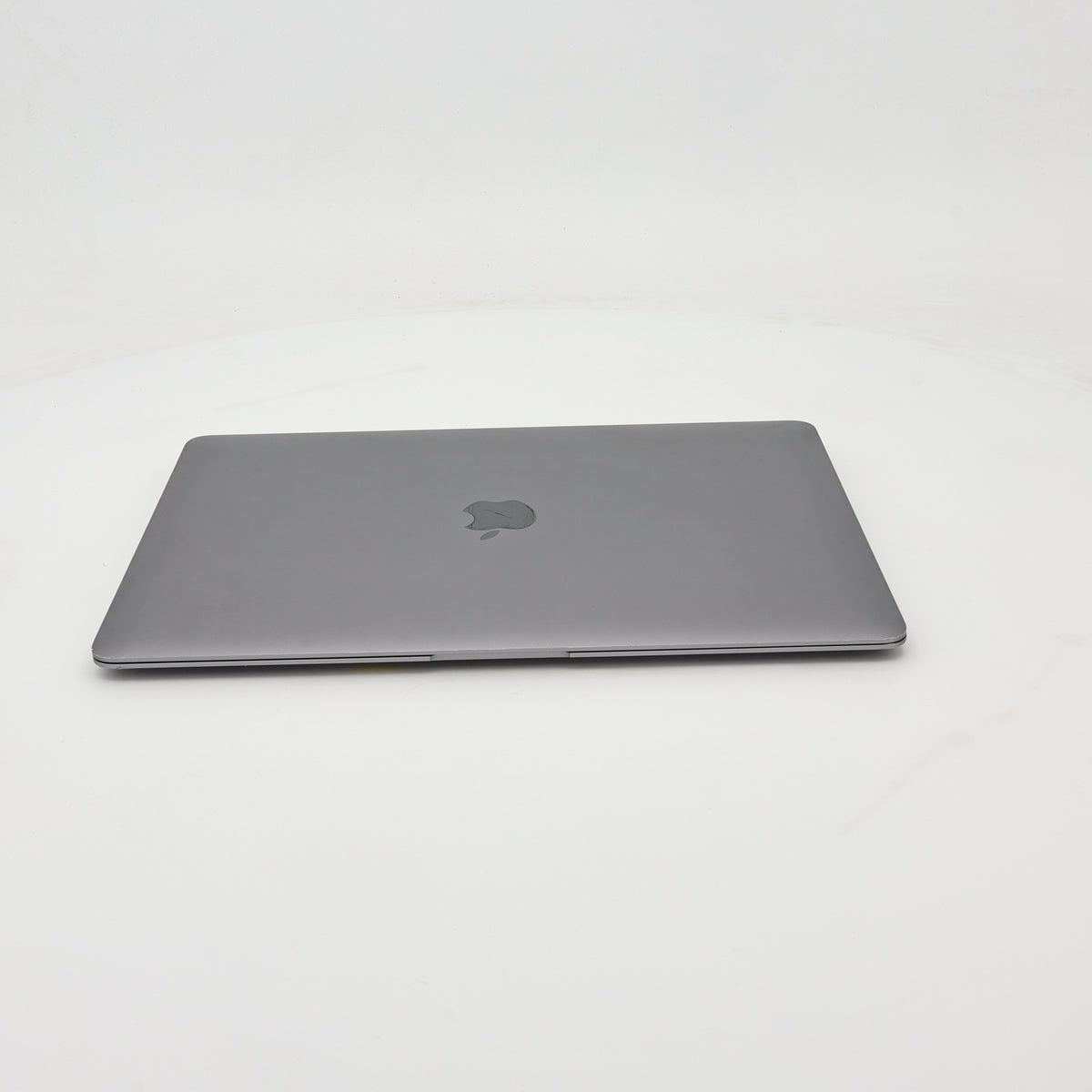 95新 Apple MacBook Air 20年 13寸 i5 1.1G 8G RAM 256G SSD 深空灰色