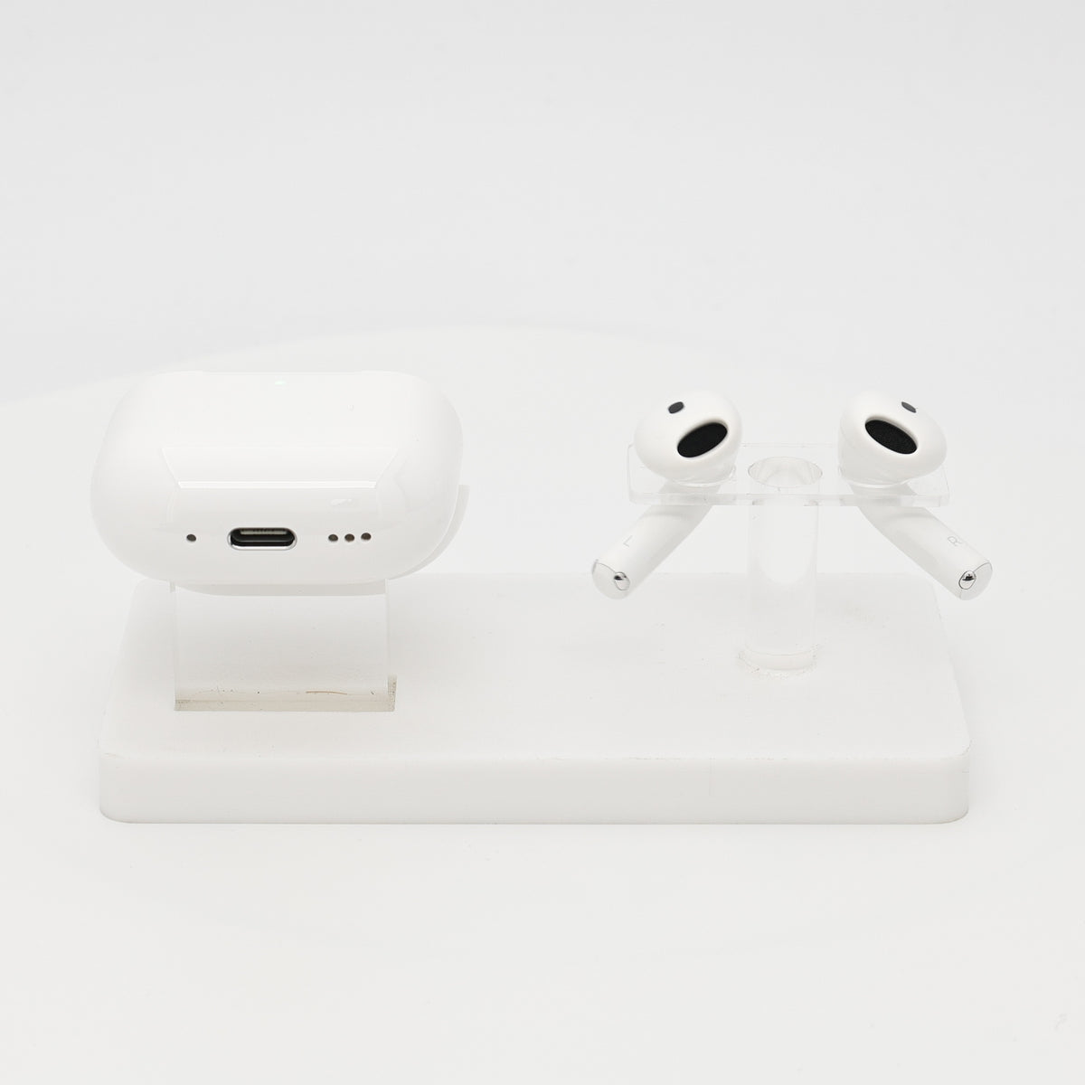 99新 Apple AirPods 4 (支持主動降噪) 白色