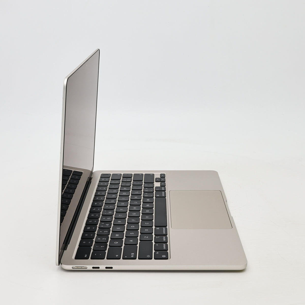 95新 Apple MacBook Air 22年 13寸 M2（8+8核） 8G RAM 256G SSD 星光色