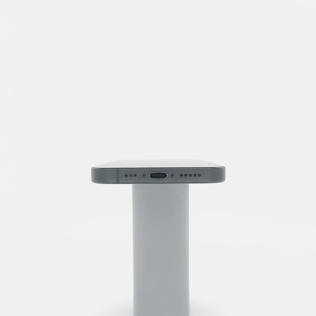 95新 Apple iPhone 16 Pro 128G 黑色鈦金屬 中國大陸版