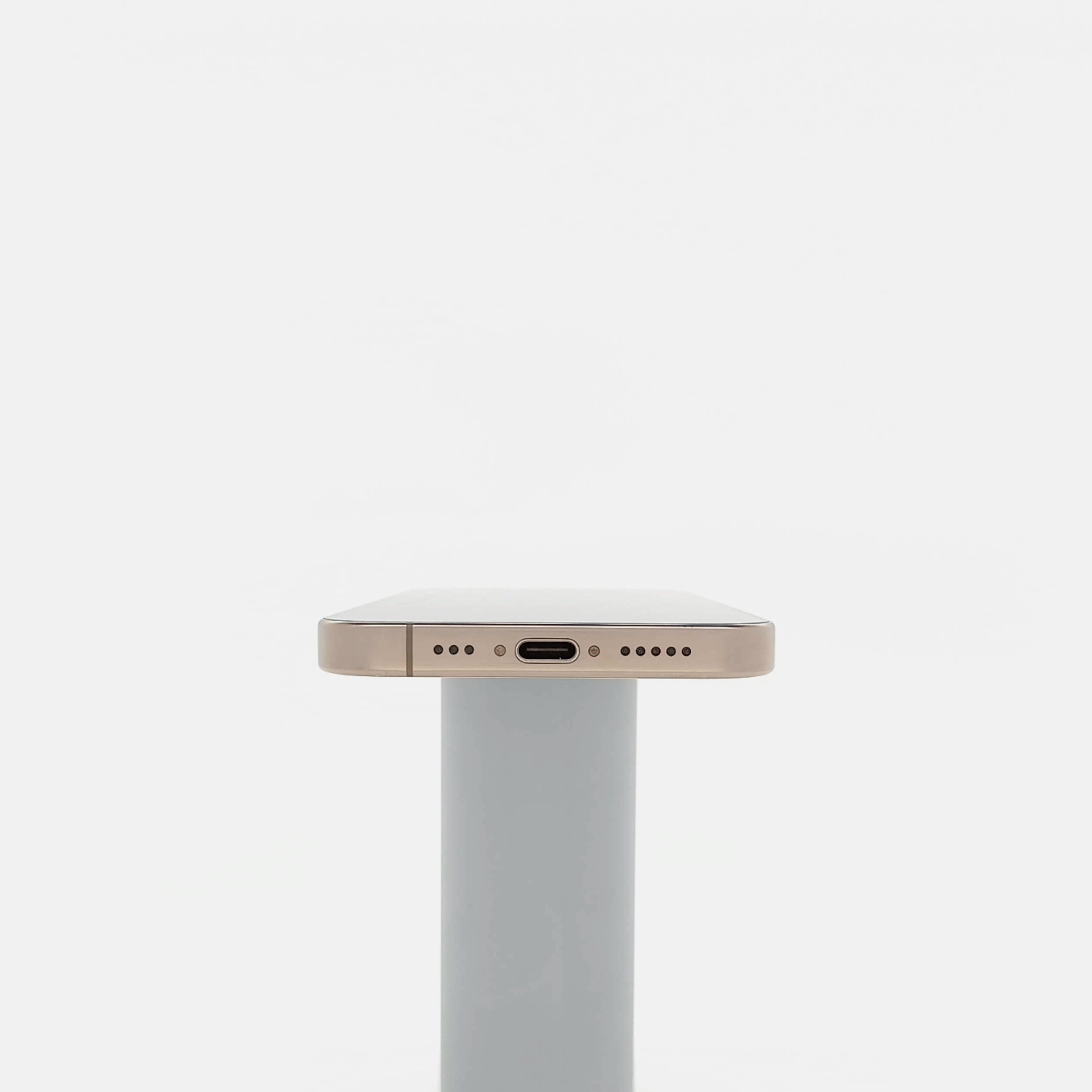 95新 Apple iPhone 16 Pro 128G 沙漠色鈦金屬 中國大陸版