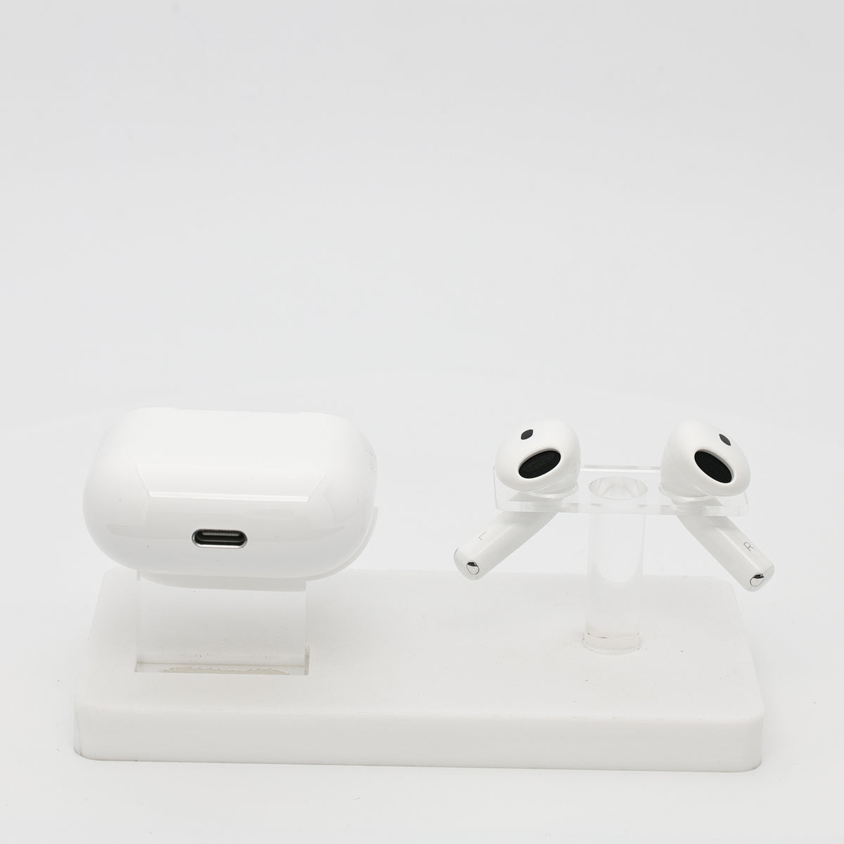 99新 Apple AirPods 4 (不支持主動降噪) 白色