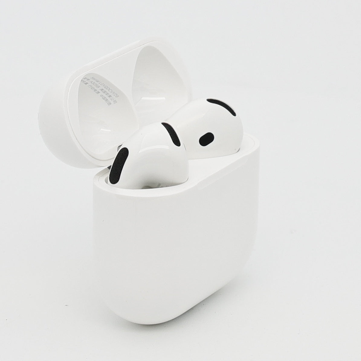 99新 Apple AirPods 4 (不支持主動降噪) 白色