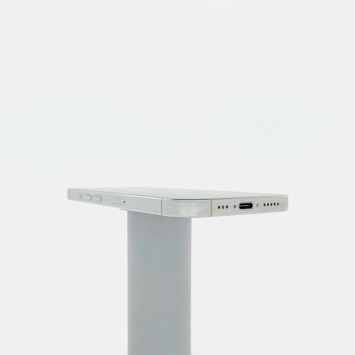 95新 Apple iPhone 16 Pro 128G 白色鈦金屬 中國大陸版