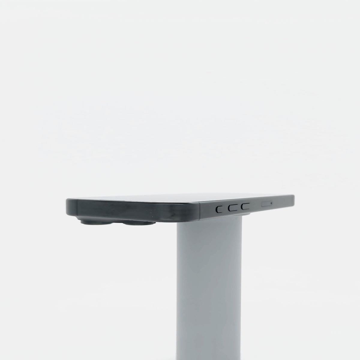 95新 Apple iPhone 16 Pro 128G 黑色鈦金屬 中國大陸版