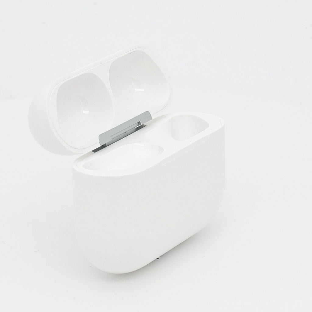 99新 Apple AirPods Pro 3 充電倉 白色