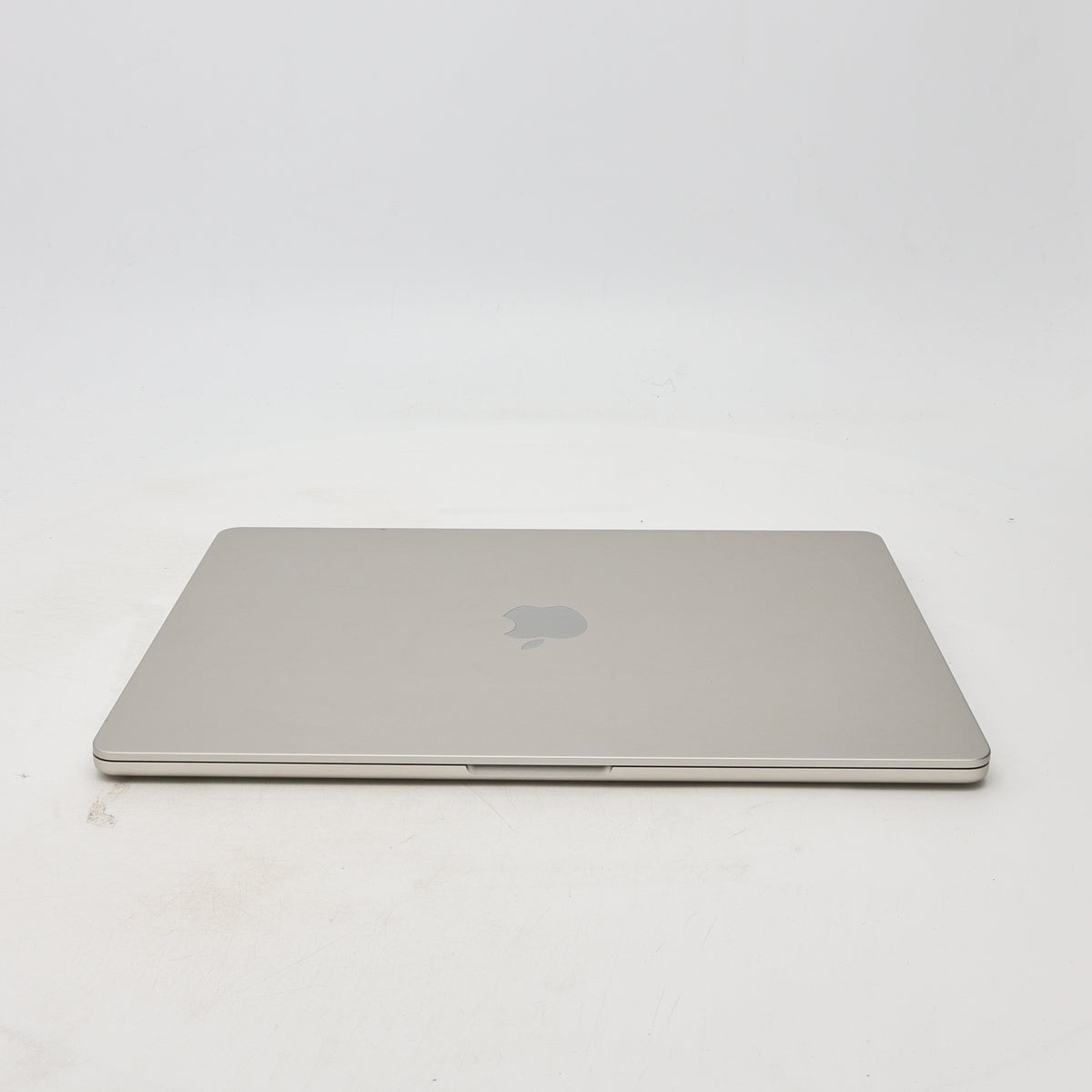 95新 Apple MacBook Air 24年 15寸 M3（8+10核） 8G RAM 256G SSD 銀色