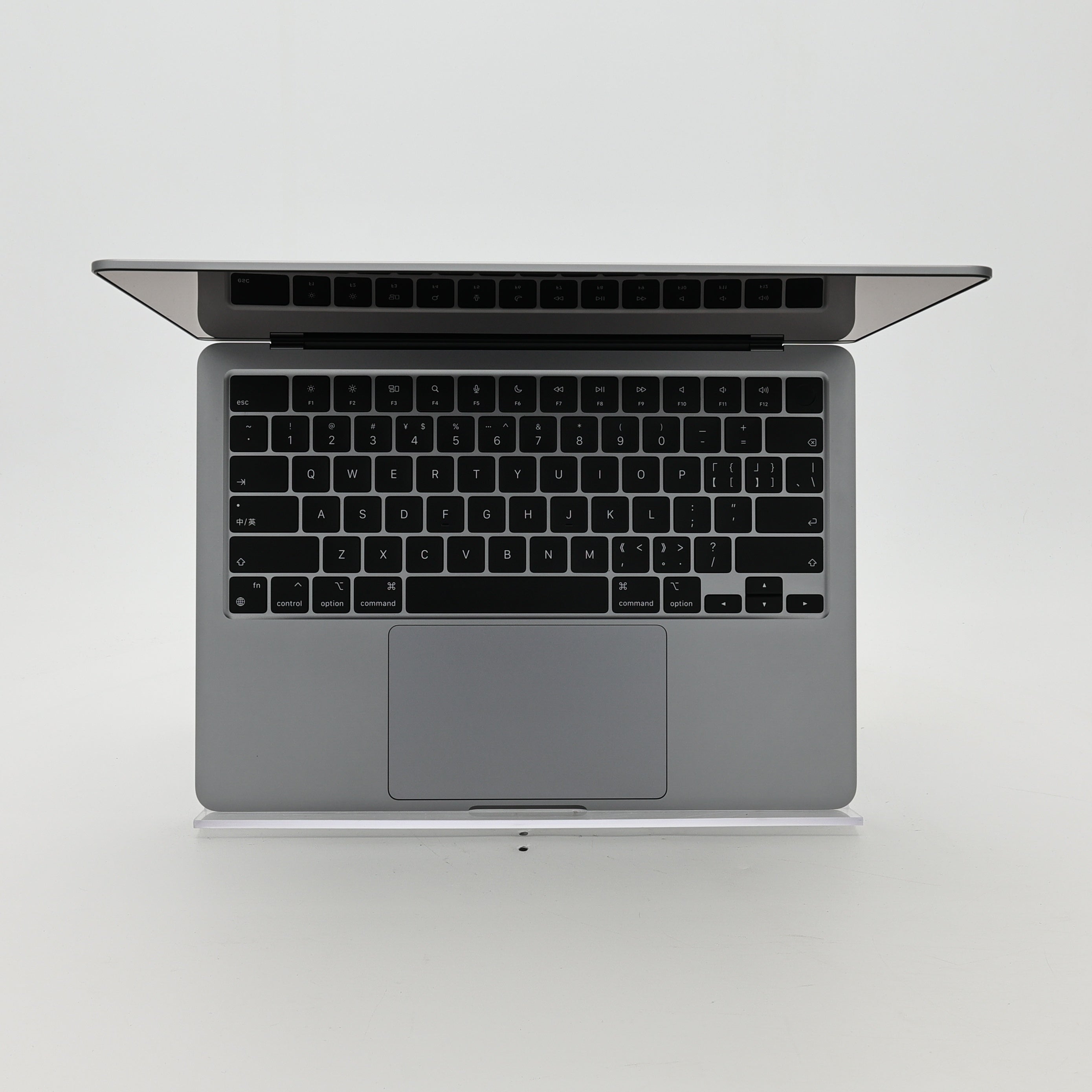 95新 Apple MacBook Air 22年 13寸 M2（8+8核） 16G RAM 256G SSD 深空灰色