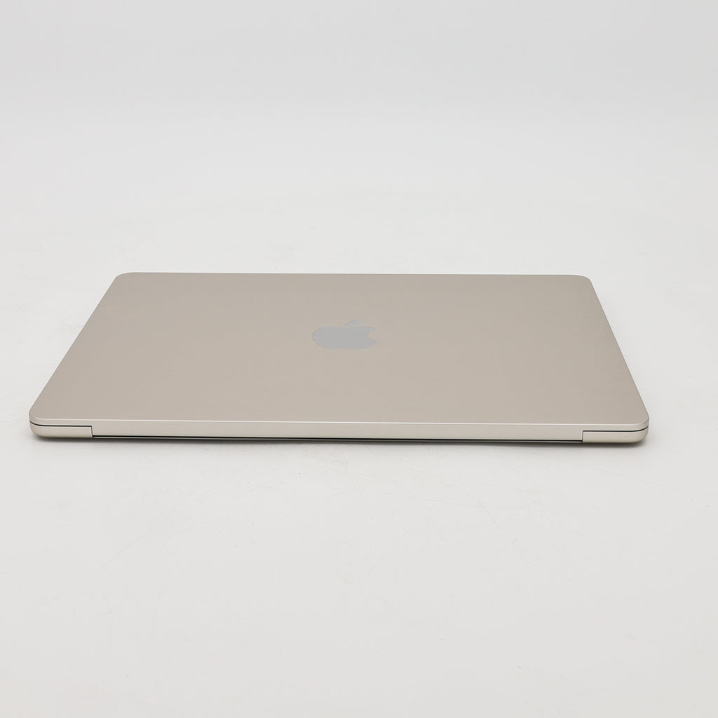 95新 Apple MacBook Air 22年 13寸 M2（8+8核） 8G RAM 256G SSD 星光色