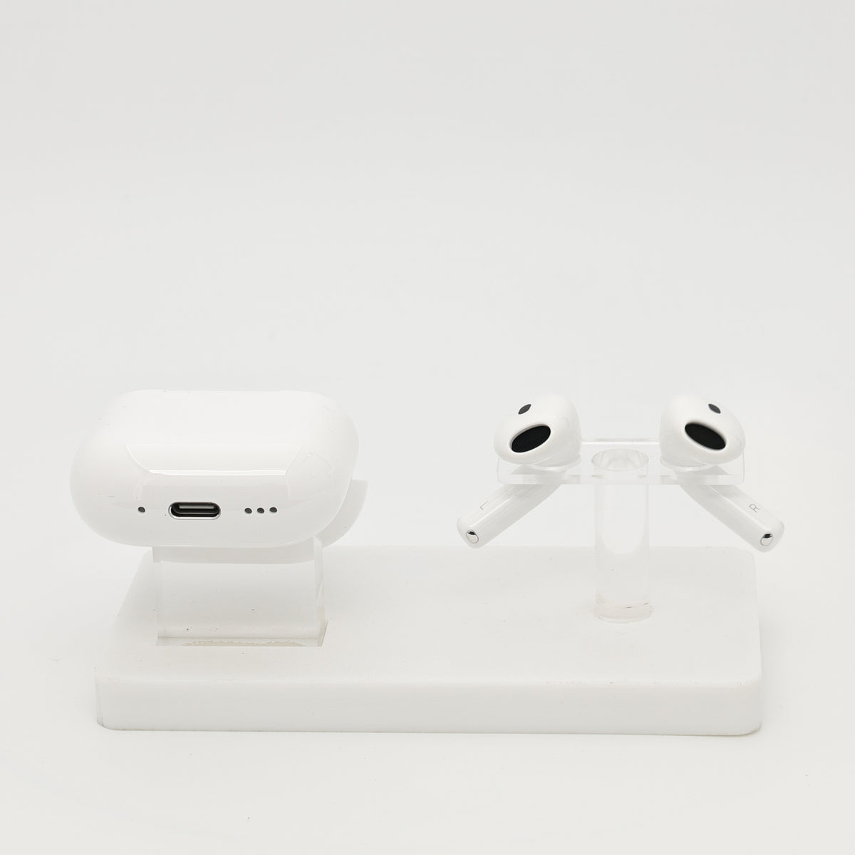 99新 Apple AirPods 5 白色
