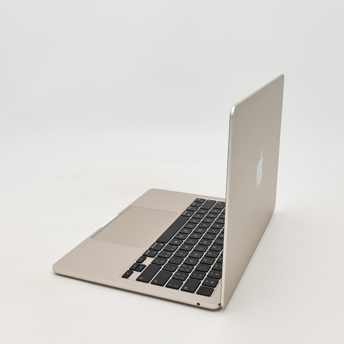 95新 Apple MacBook Air 22年 13寸 M2（8+10核） 8G RAM 512G SSD 星光色