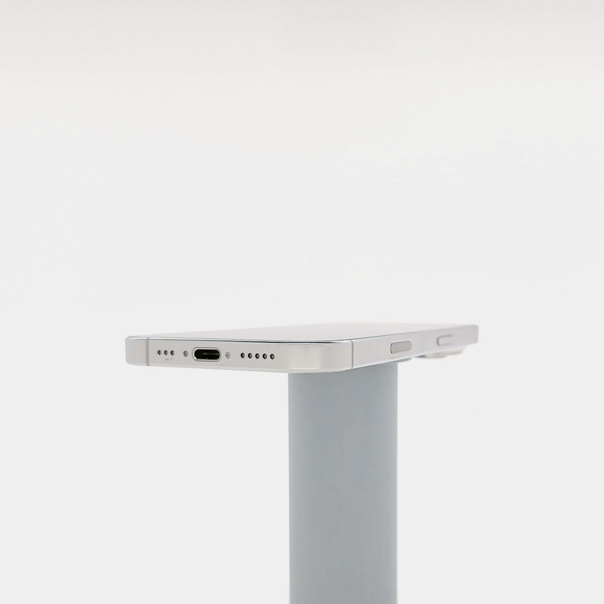 95新 Apple iPhone 16 Pro 128G 白色鈦金屬 中國大陸版
