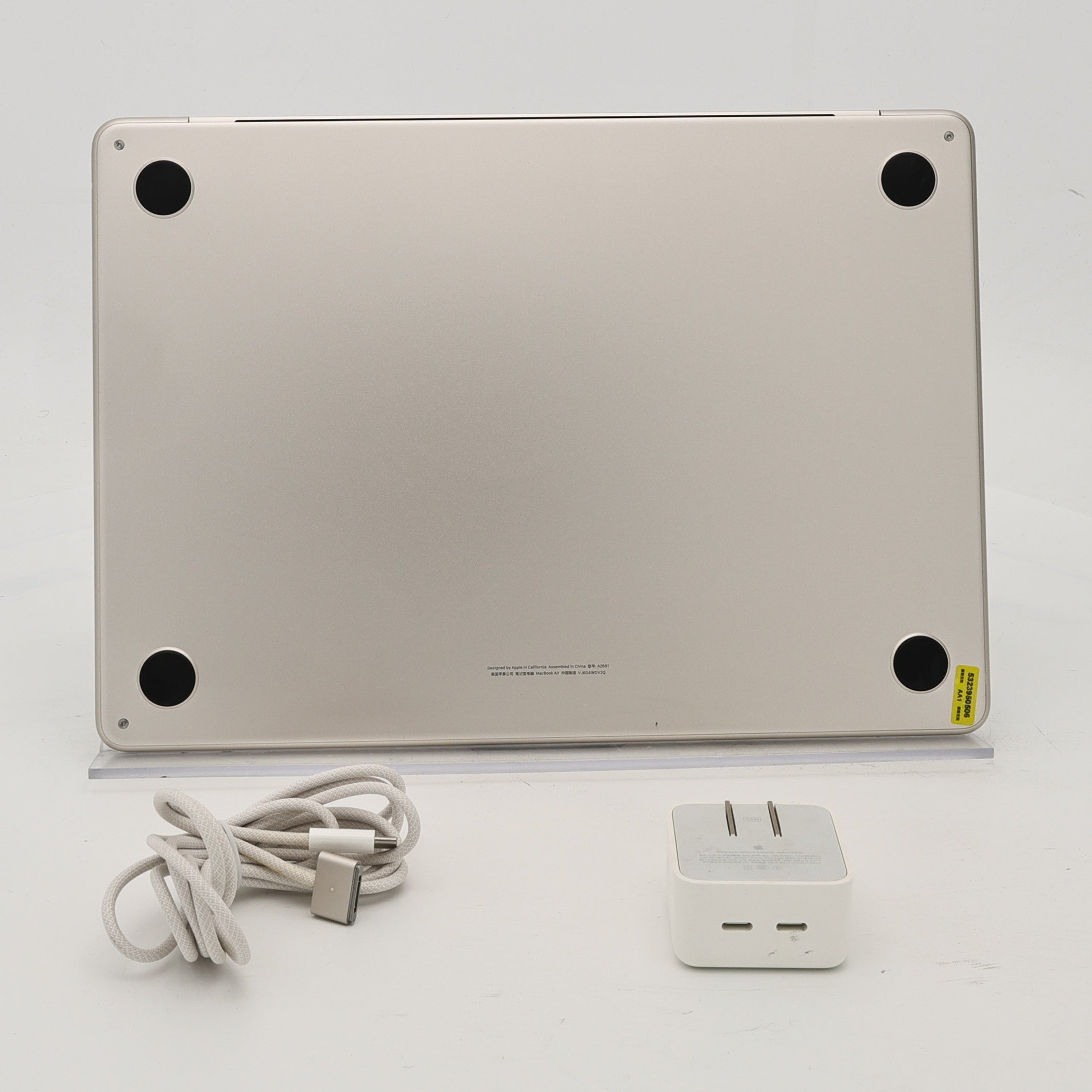 99新 Apple MacBook Air 22年 13寸 M2（8+10核） 8G RAM 512G SSD 星光色