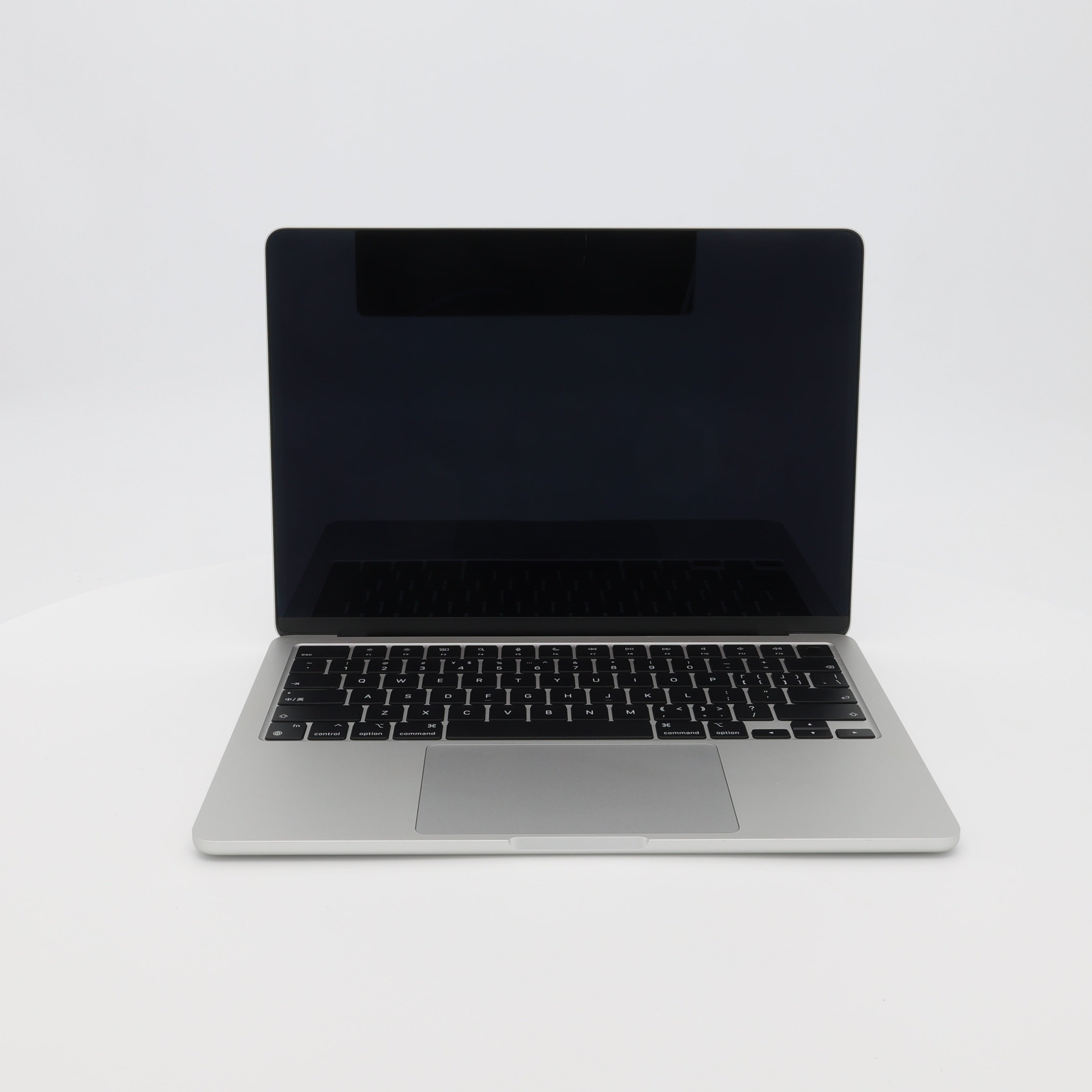 95新 Apple MacBook Air 22年 13寸 M2（8+10核） 8G RAM 512G SSD 銀色