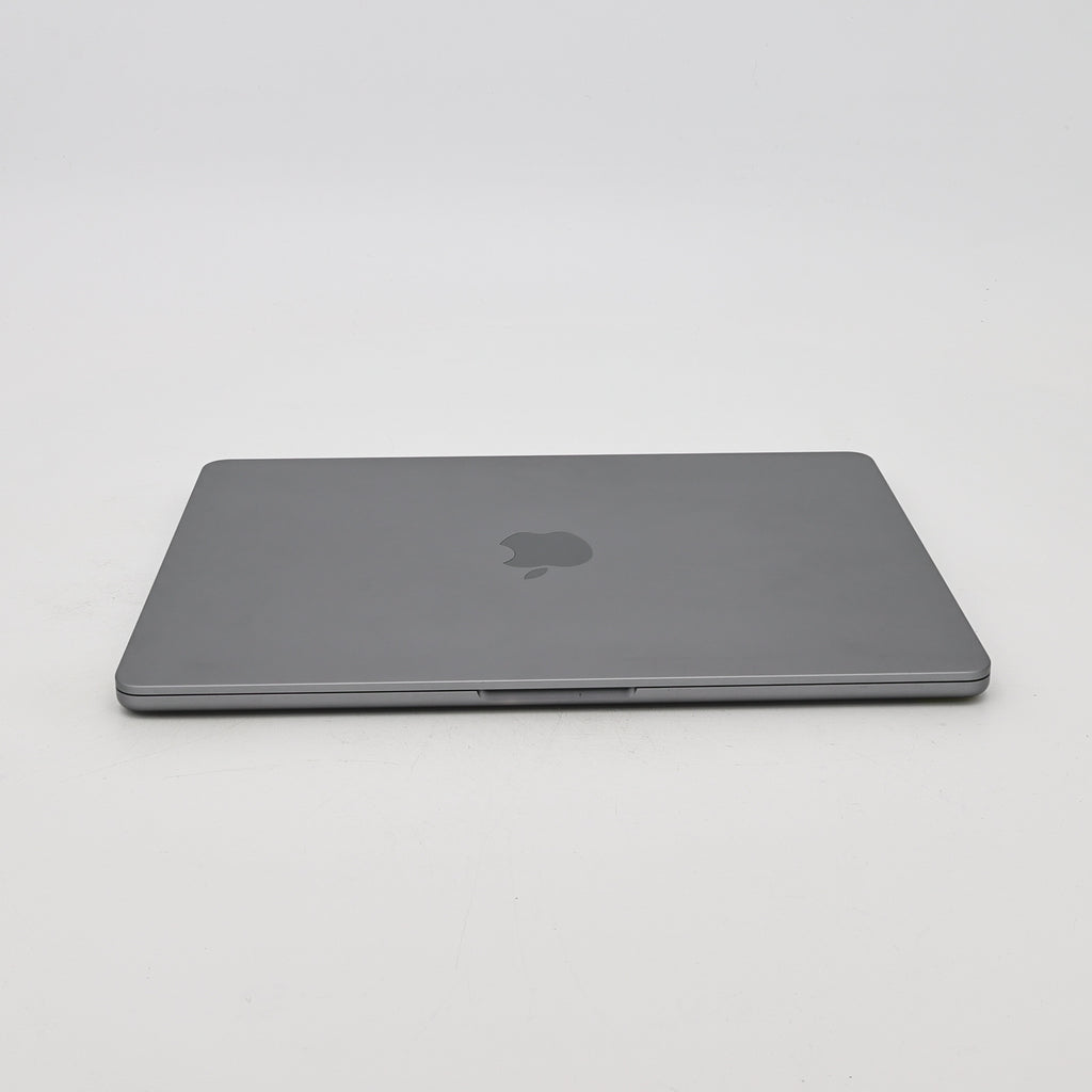 95新 Apple MacBook Air 22年 13寸 M2（8+8核） 8G RAM 256G SSD 深空灰色