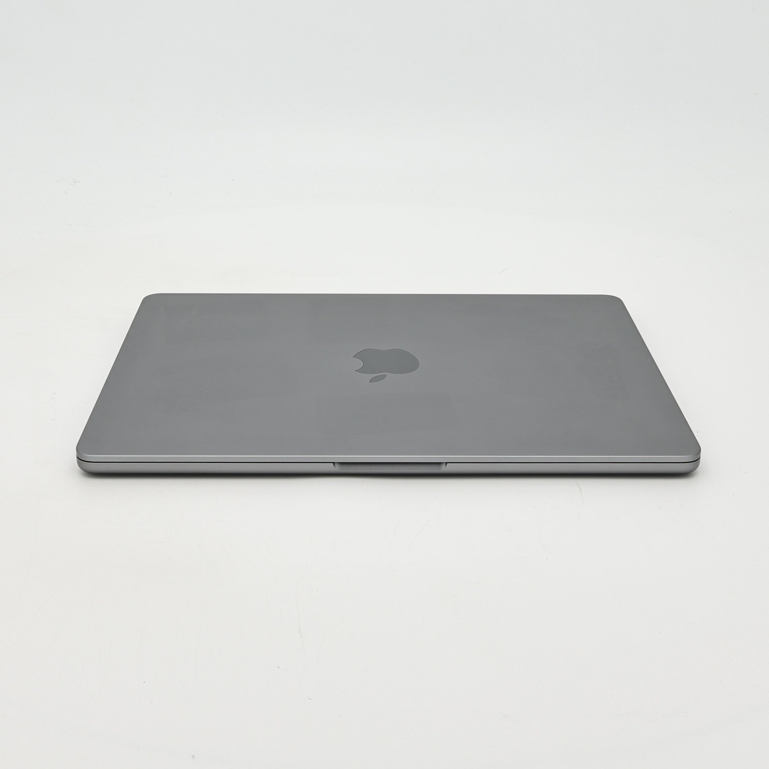 95新 Apple MacBook Air 22年 13寸 M2（8+8核） 8G RAM 256G SSD 深空灰色