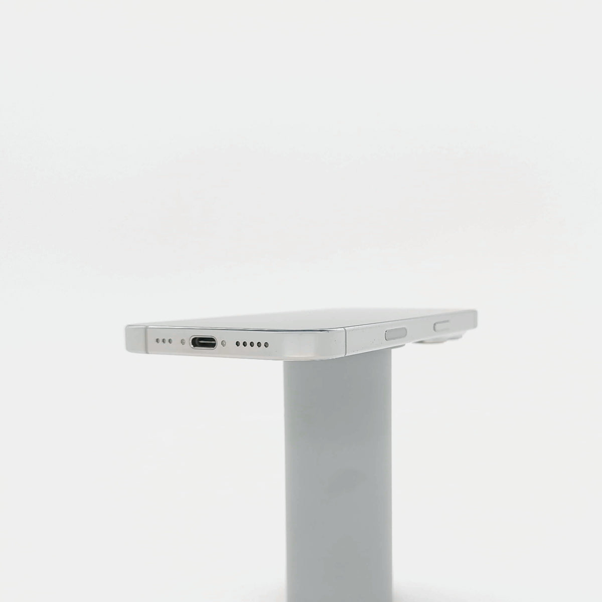 95新 Apple iPhone 16 Pro 128G 白色鈦金屬 中國大陸版