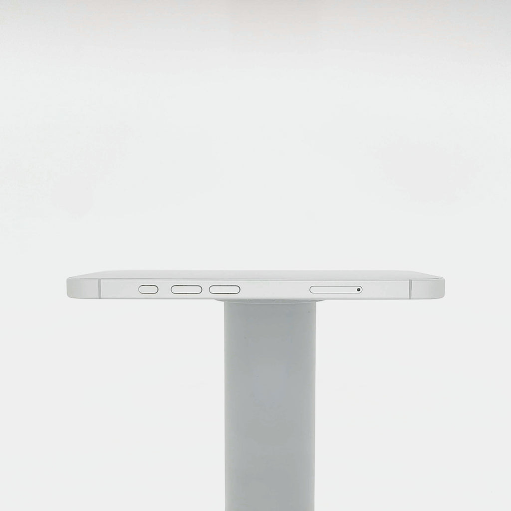 95新 Apple iPhone 16 128G 白色 中國大陸版