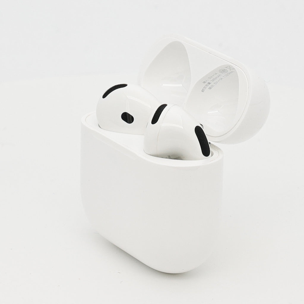 99新 Apple AirPods 4 (不支持主動降噪) 白色